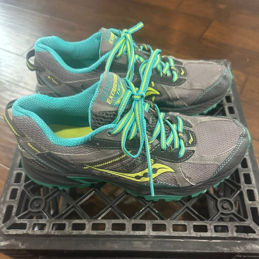 Saucony Excursion TR7 Trail Running Shoe Women Size 8